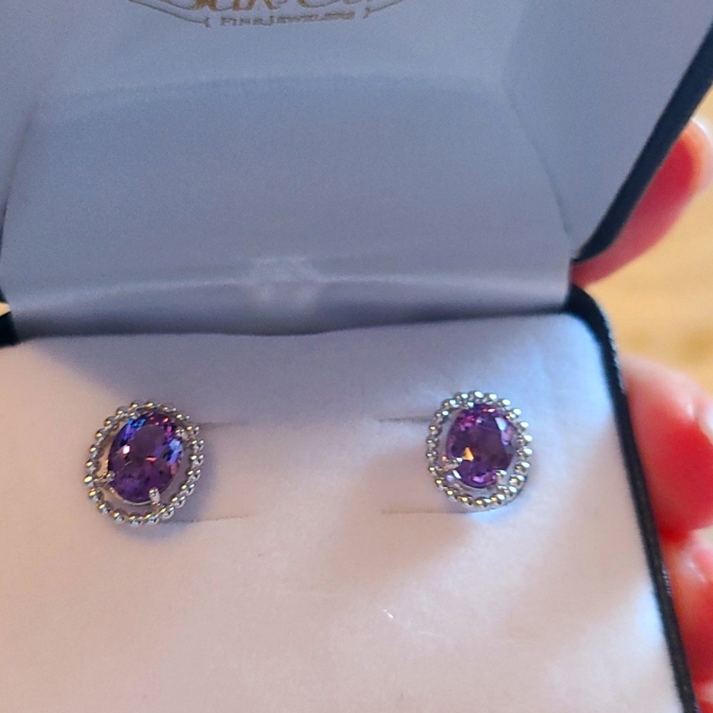 NIB Amethyst earrings set in sterling silver